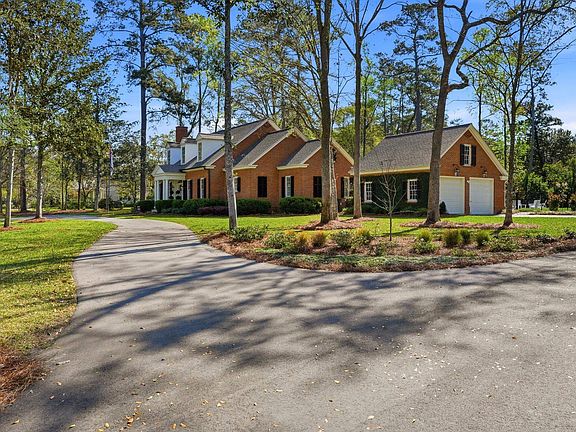 4th image of 1235 Live Oak Plantation Rd