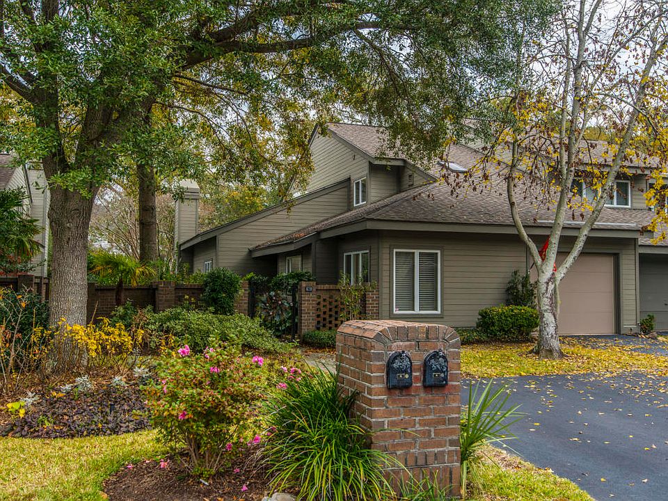 Landscaped privacy 