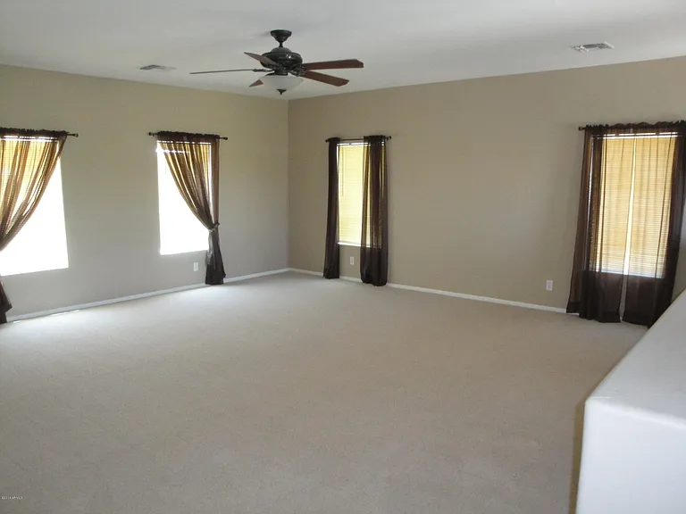 44457 W Knauss Dr — Photo 9