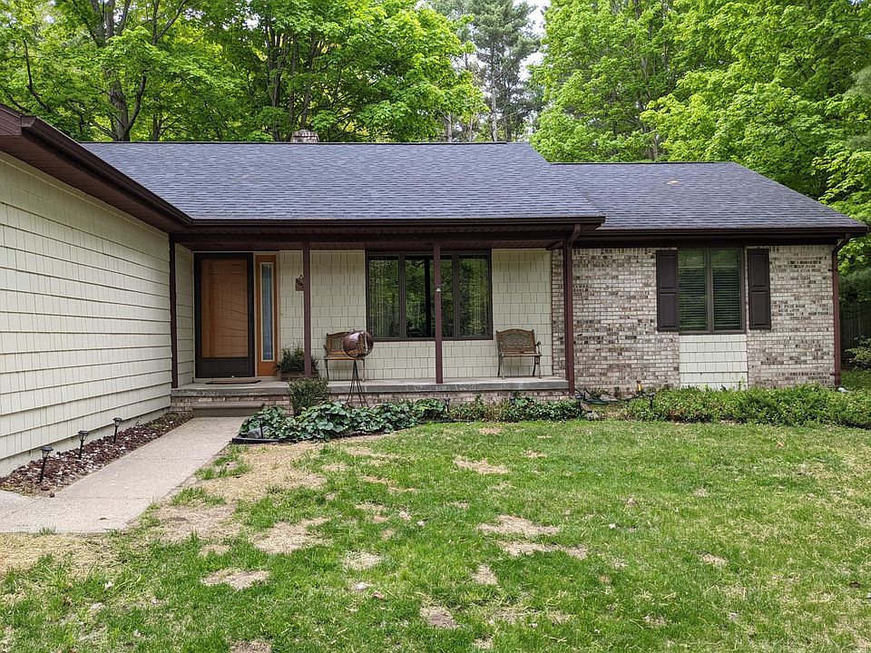 1st image of 12926 Pineridge Dr