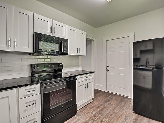 3rd image of 2808 N Capitol Ave APT 3