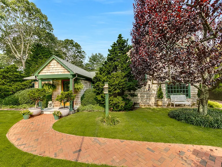 36 Whooping Hollow Rd — Photo 2
