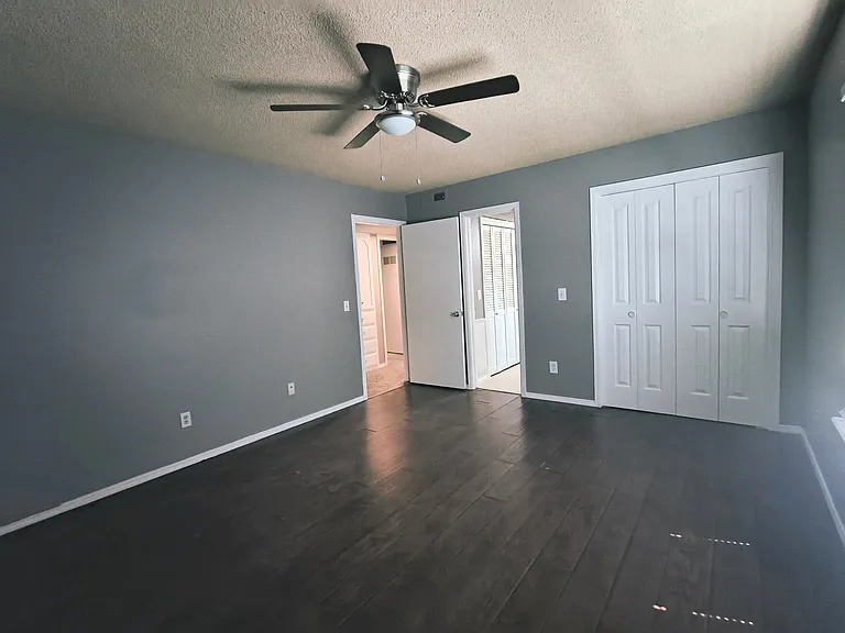 11417 N May Ave #1-D — Photo 17