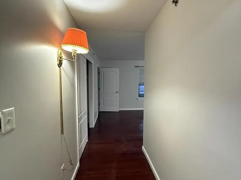 901 Stuyvesant Ave #110 — Photo 4