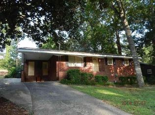 202 Valley View Dr, Warner Robins, GA 31088