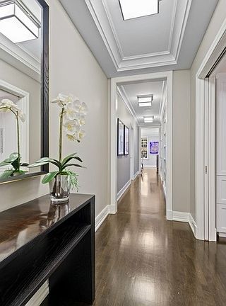 4th image of 190 E Walton St #501