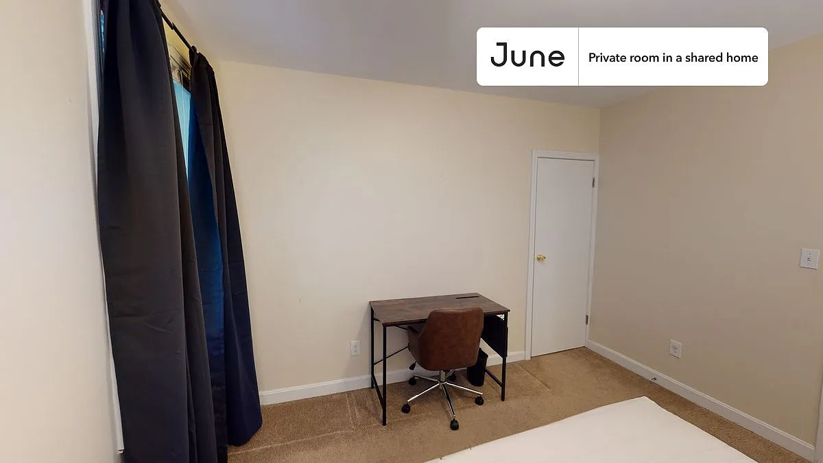 Full bedroom in 3 bed/1 bath home in Central Square (Cambridge) #1297 B — Photo 3