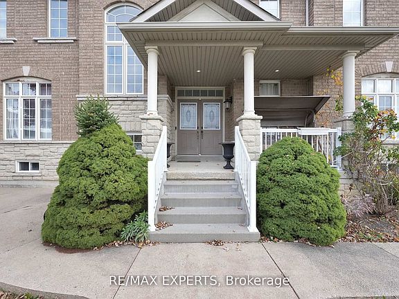 3rd image of 261 Mountainash Rd