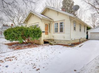 709 Arlington Ct, Champaign, IL