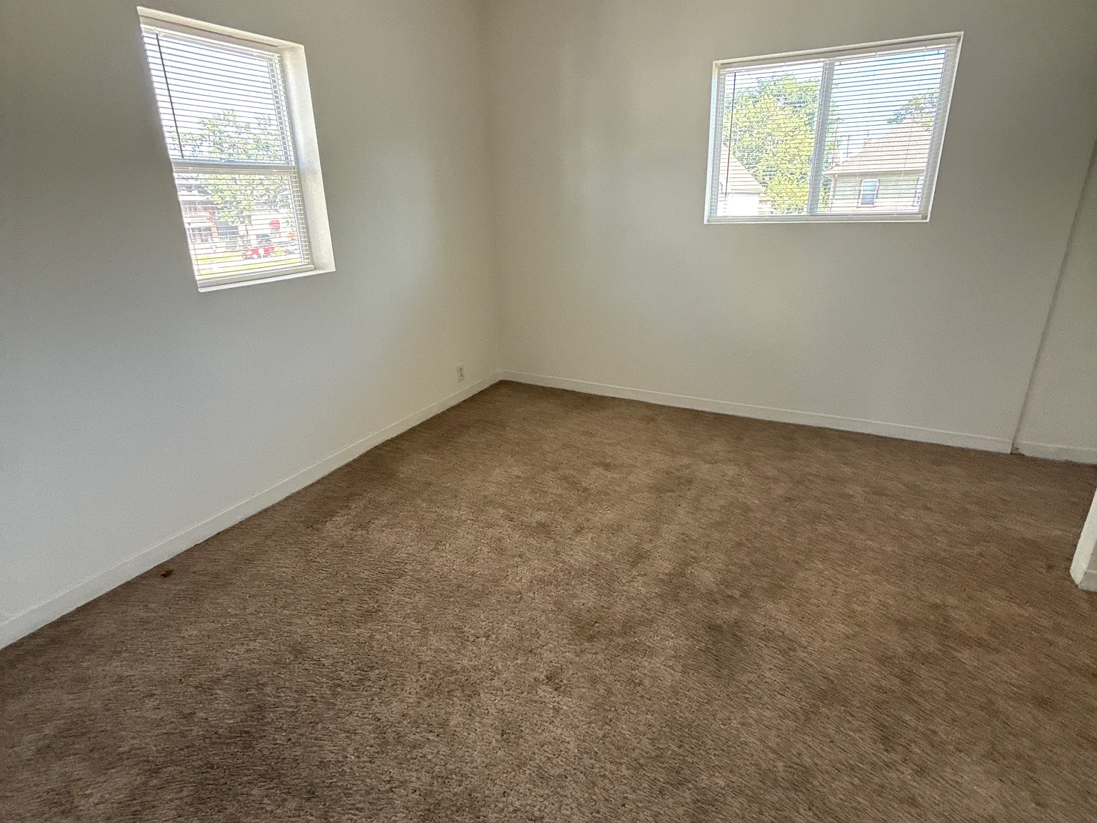 2 bed, 700 sqft, $775 — Photo 2