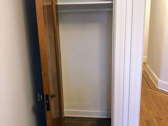 4th image of 4121 Denman St APT 2