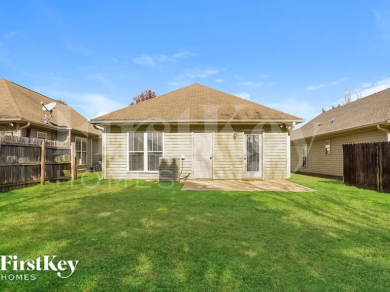 152 Moss Stone Ln — Photo 14