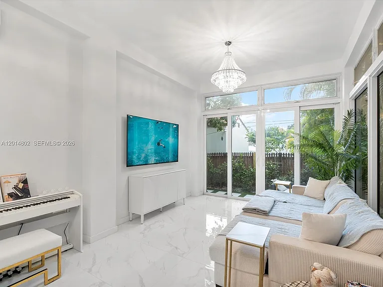 825 SW 23rd Rd — Photo 71