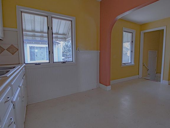 5th image of 1715 E 36th St