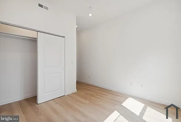 5102 Arch St #2 — Photo 21