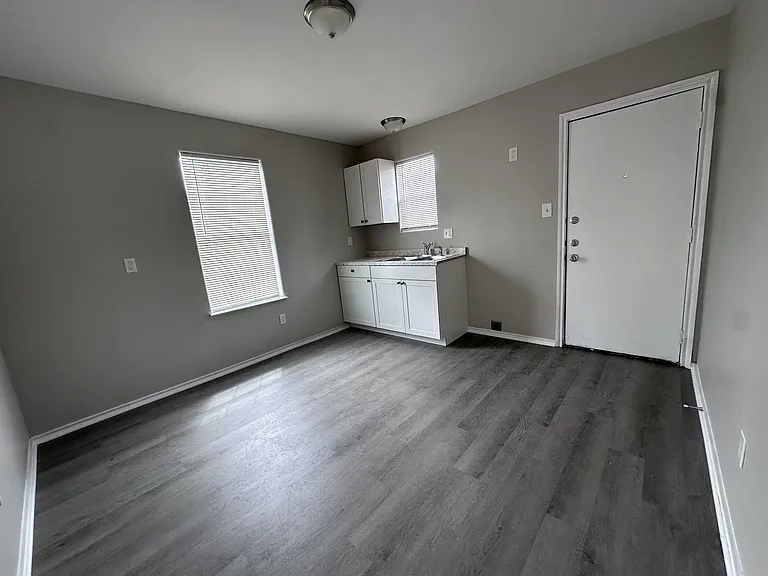 1603 Caldwell St — Photo 52
