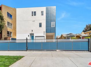 936 N Mariposa Ave, Los Angeles, CA 90029