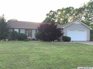 2070 Clinton St N, Hokes Bluff, AL 35903