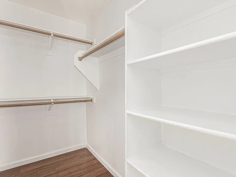 12823 W Ash St — Photo 19