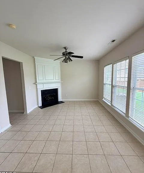 204 Caraleigh Ct — Photo 16