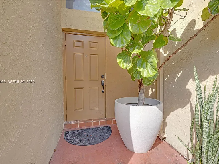 8390 N Missionwood Cir #D-18 — Photo 34