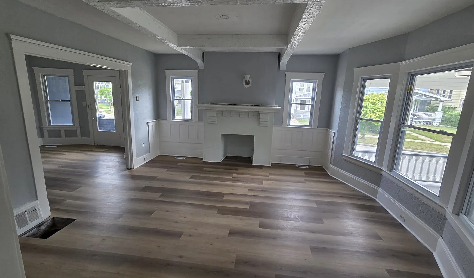 4 bed, 3.0 bath, $2,525 — Photo 2