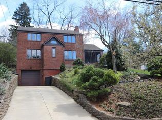 151 Woodhaven Dr, Pittsburgh, PA 15228
