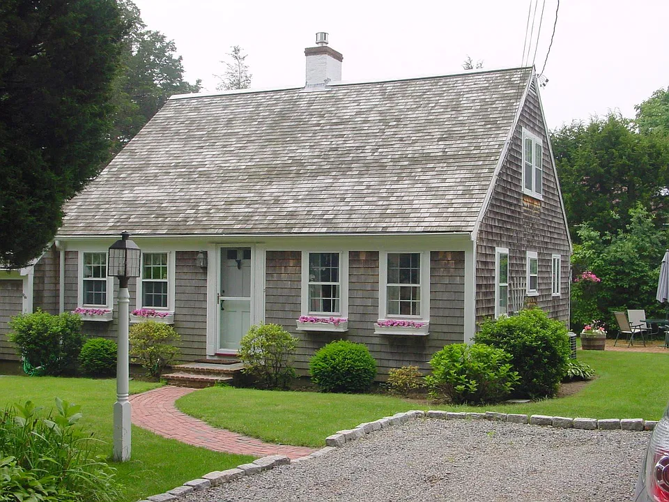 19 Standish Rd