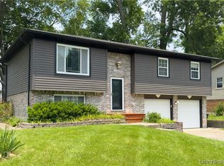 3009 Perimeter Dr, Jeffersonville, IN 47130