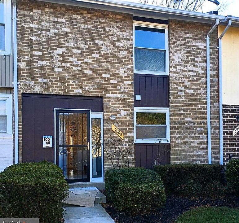 2nd image of 10065 Campus Way S #92