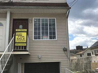 10 Mickardan Ct, Staten Island, NY 10304
