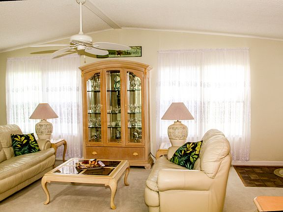 5th image of 5700 Seven Oaks Dr #81
