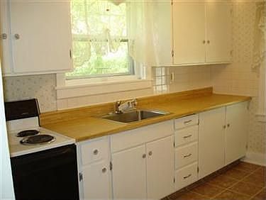 5th image of 5536 East Dr