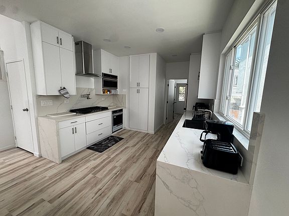 5th image of 12 Parkside Ave #4
