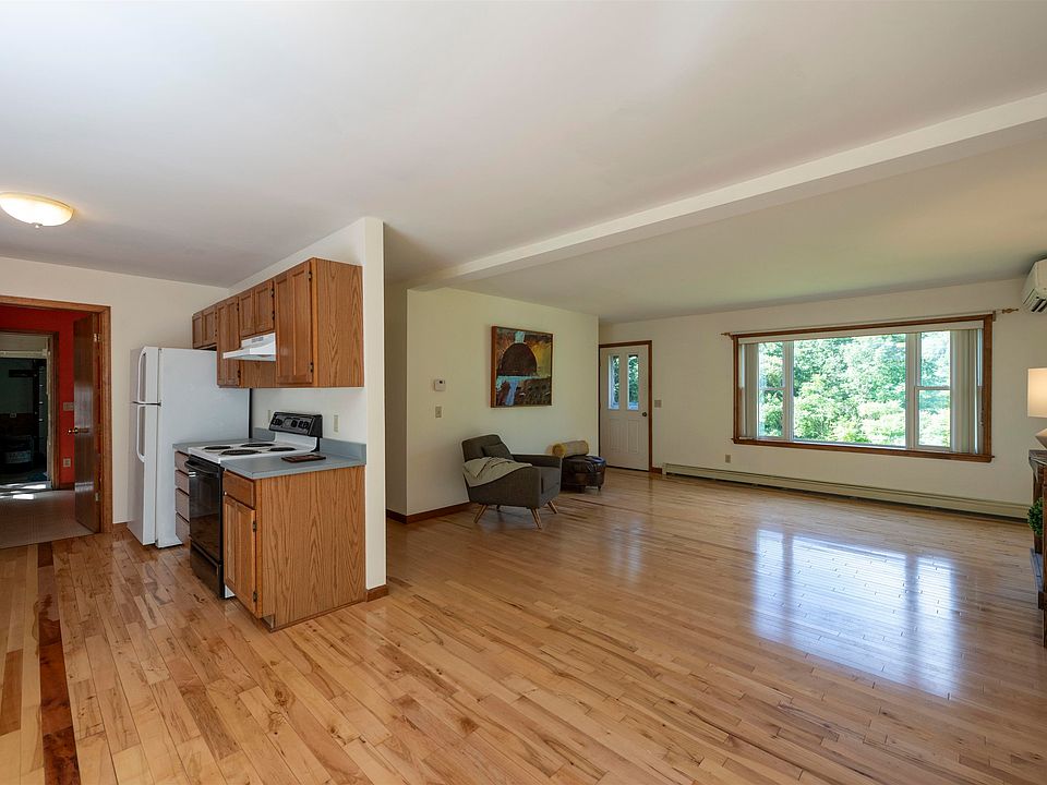 1st image of 100 Riverside Lane