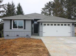 160 Shadowbrook St, Loleta, CA 95551