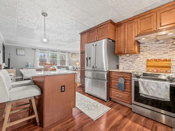 4 Grandview Drive #53C, Farmington, CT 06032