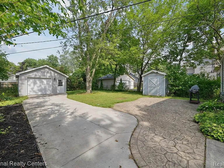 3047 Cummings Ave — Photo 15