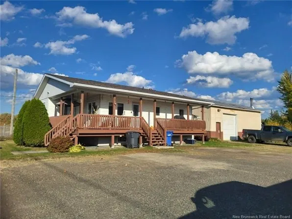 7 Principale St, Eel River Crossing, NB E8E 1S2