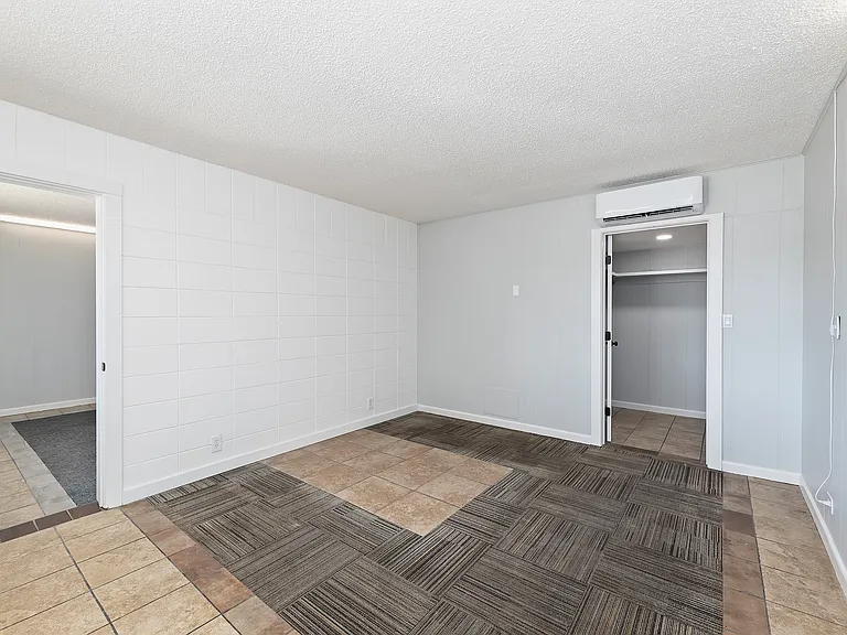 Town Center Apartments — Photo 40