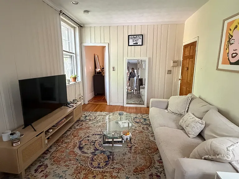 36 Myrtle St #6 — Photo 1