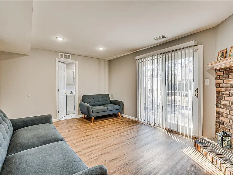 79 Beechwood Ave — Photo 19