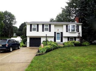 141 Cranbrooke Dr, Coraopolis, PA 15108