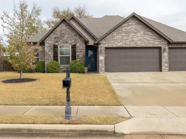 211 Verona Way, Centerton, AR 72719