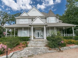 2600 Rosebud Ln, Richland Hills, TX 76118