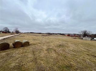 Marchant Rd, Springdale, AR 72762