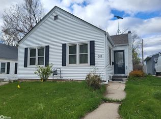 311 Innes Blvd, Marshalltown, IA 50158