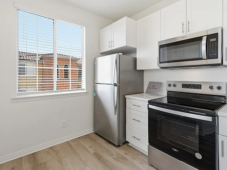Missions at Sunbow Apartments — Photo 22