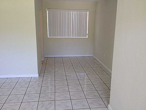 2nd image of 135 NE 191st St