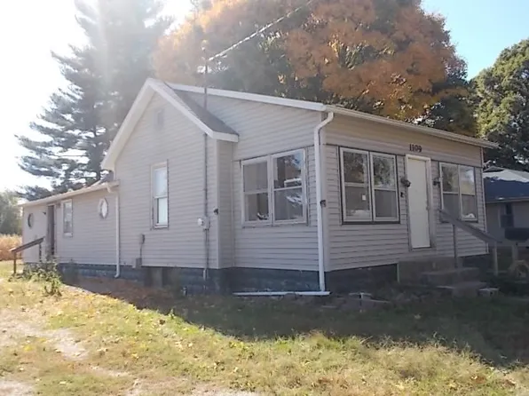 1109 Indiana Ave, Windsor, IL 61957